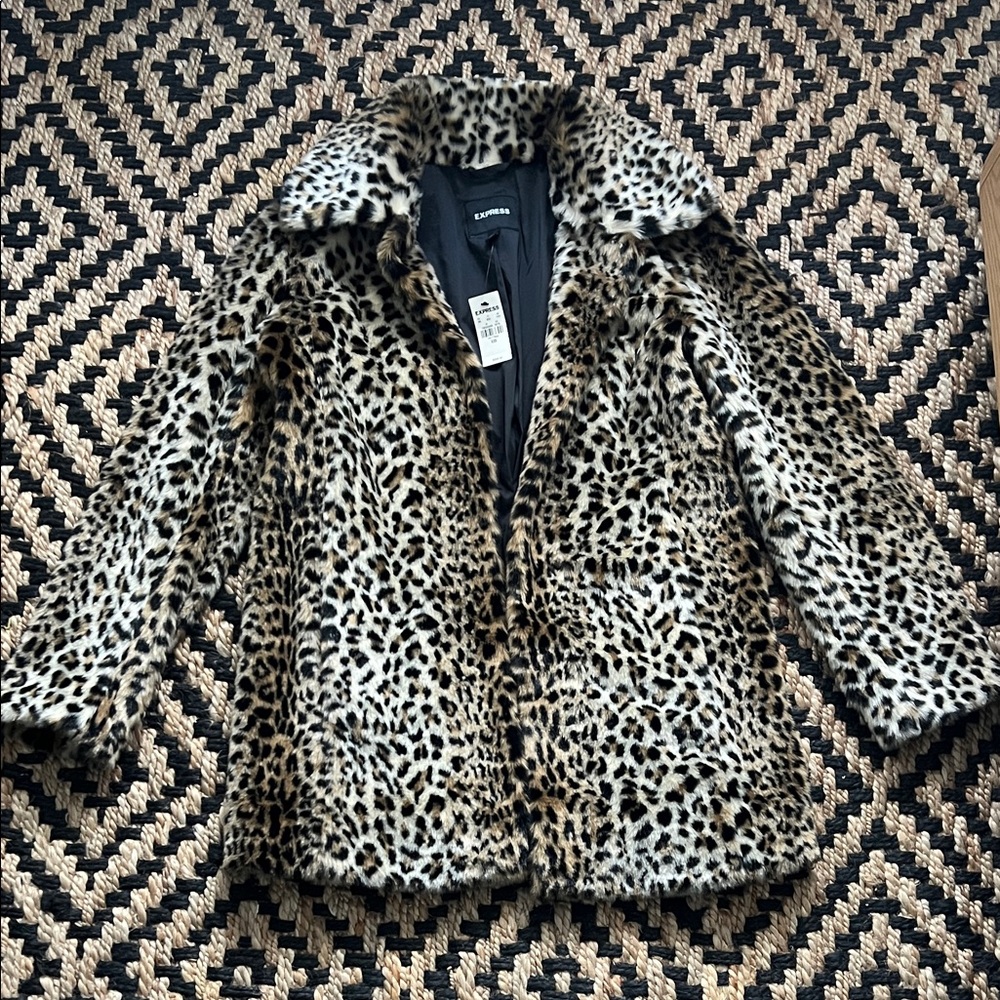 Express Leopard Faux Fur Coat – Size XS (NWT)